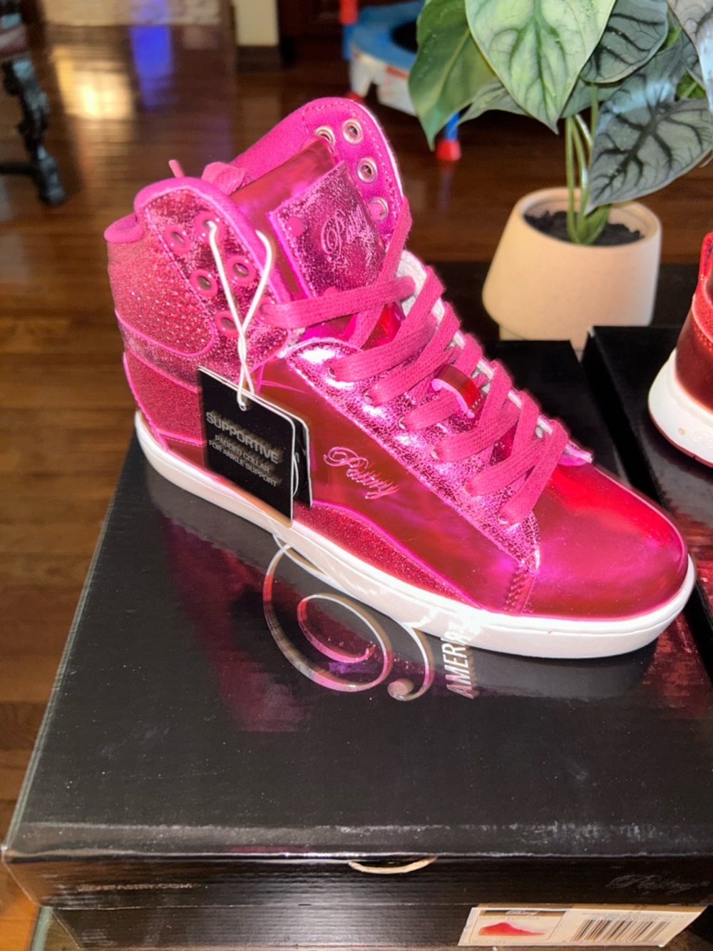 Pastry fashion sneakers High-Top Women's Sneakers in Metallic Hot Pink